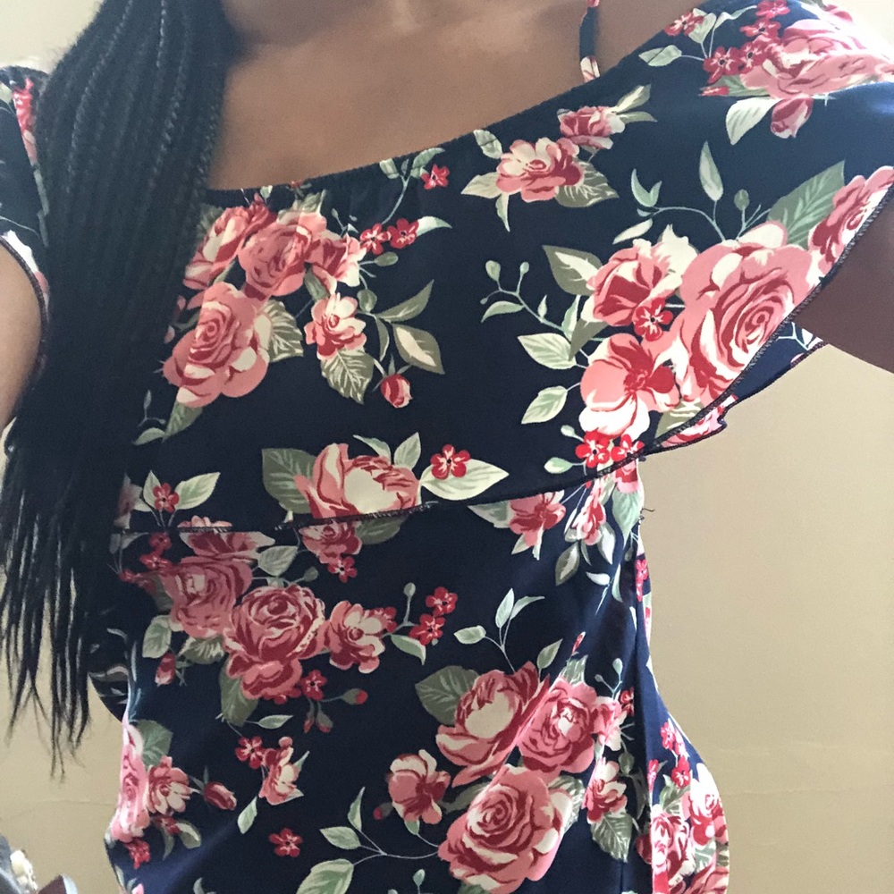Floral top